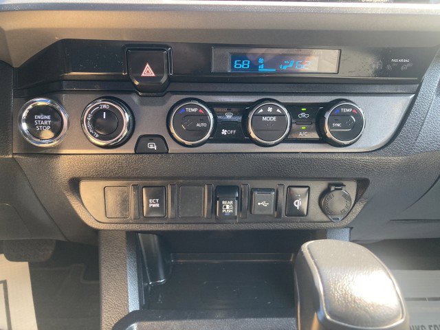 Used 2023 Toyota Tacoma TRD Off-Road image 11