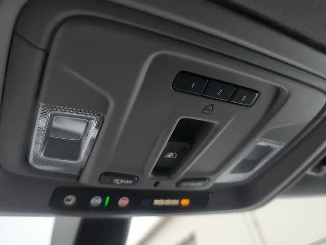 Used 2020 Chevrolet Silverado 1500 LTZ w/ LTZ Convenience Package image 34