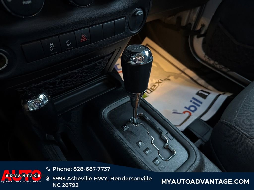 Used 2017 Jeep Wrangler Sport w/ Connectivity Group image 13