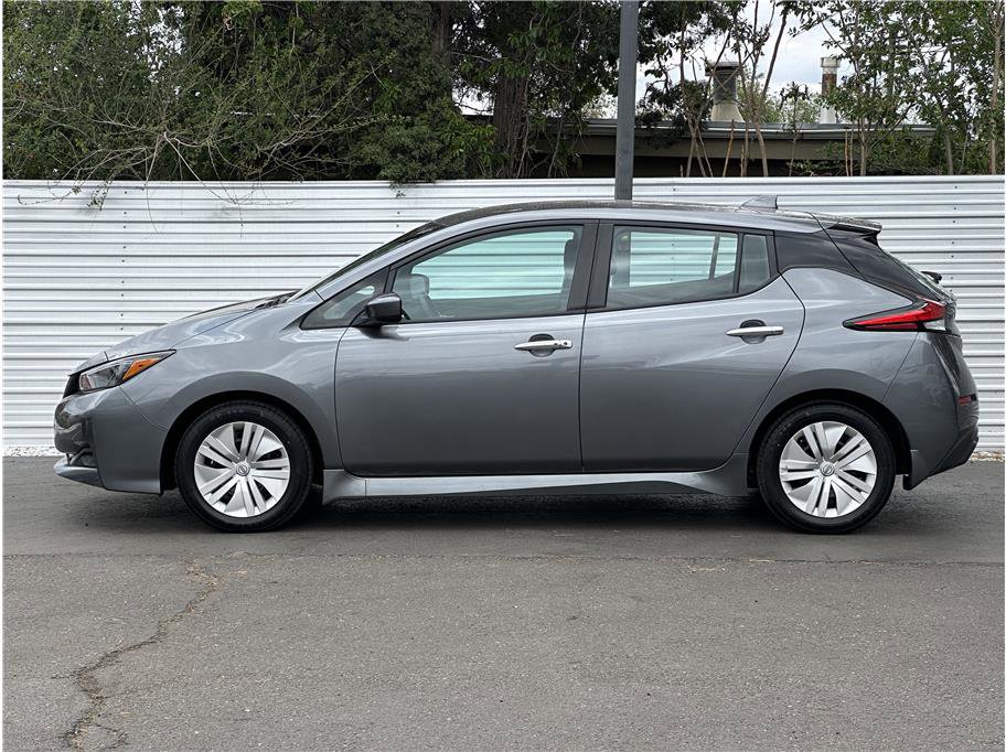 Used 2024 Nissan Leaf S FWD image 13