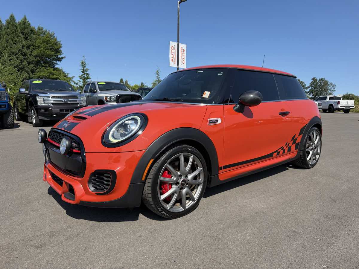 Used 2019 MINI Cooper John Cooper Works w/ Storage Package FWD image 4