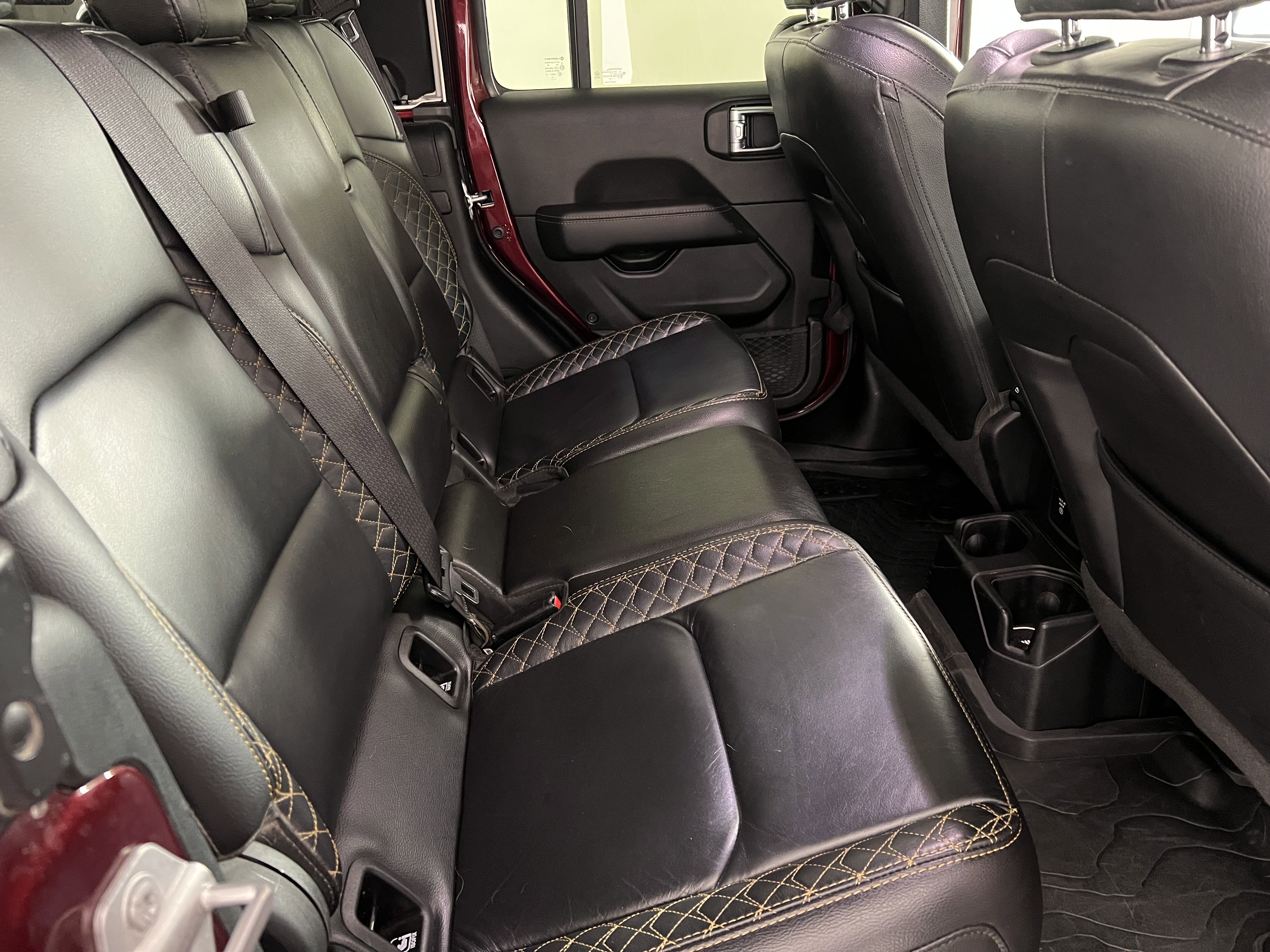 Used 2021 Jeep Gladiator Overland image 23