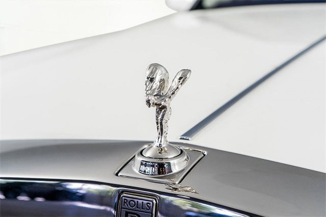 Used 2016 Rolls-Royce Phantom Sedan image 24