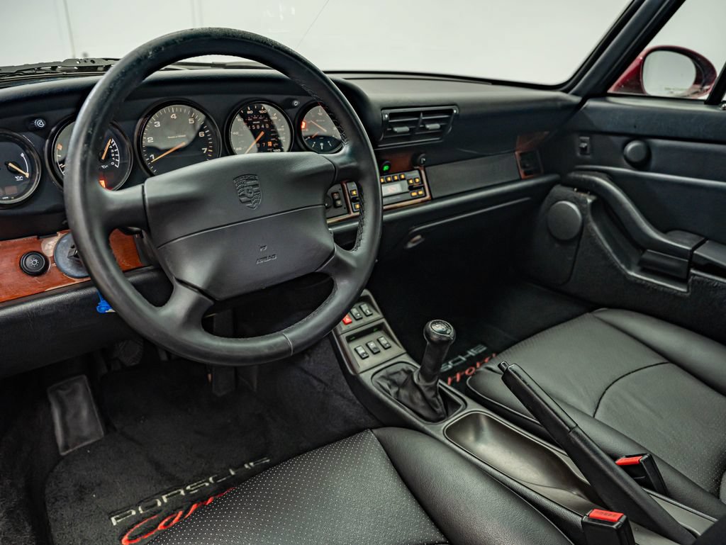 Used 1998 Porsche 911 Carrera RWD image 4