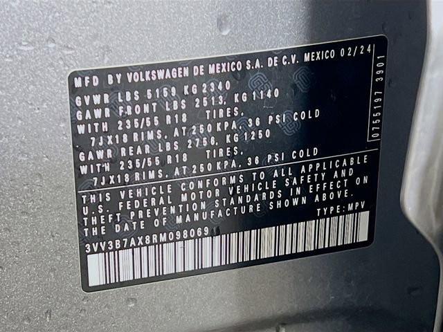 Used 2024 Volkswagen Tiguan SE image 29