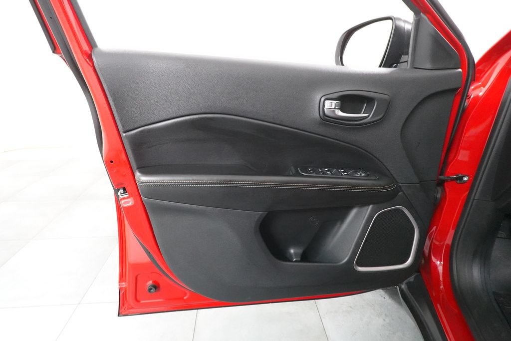 Used 2020 Jeep Compass Sport AWD/4WD image 25