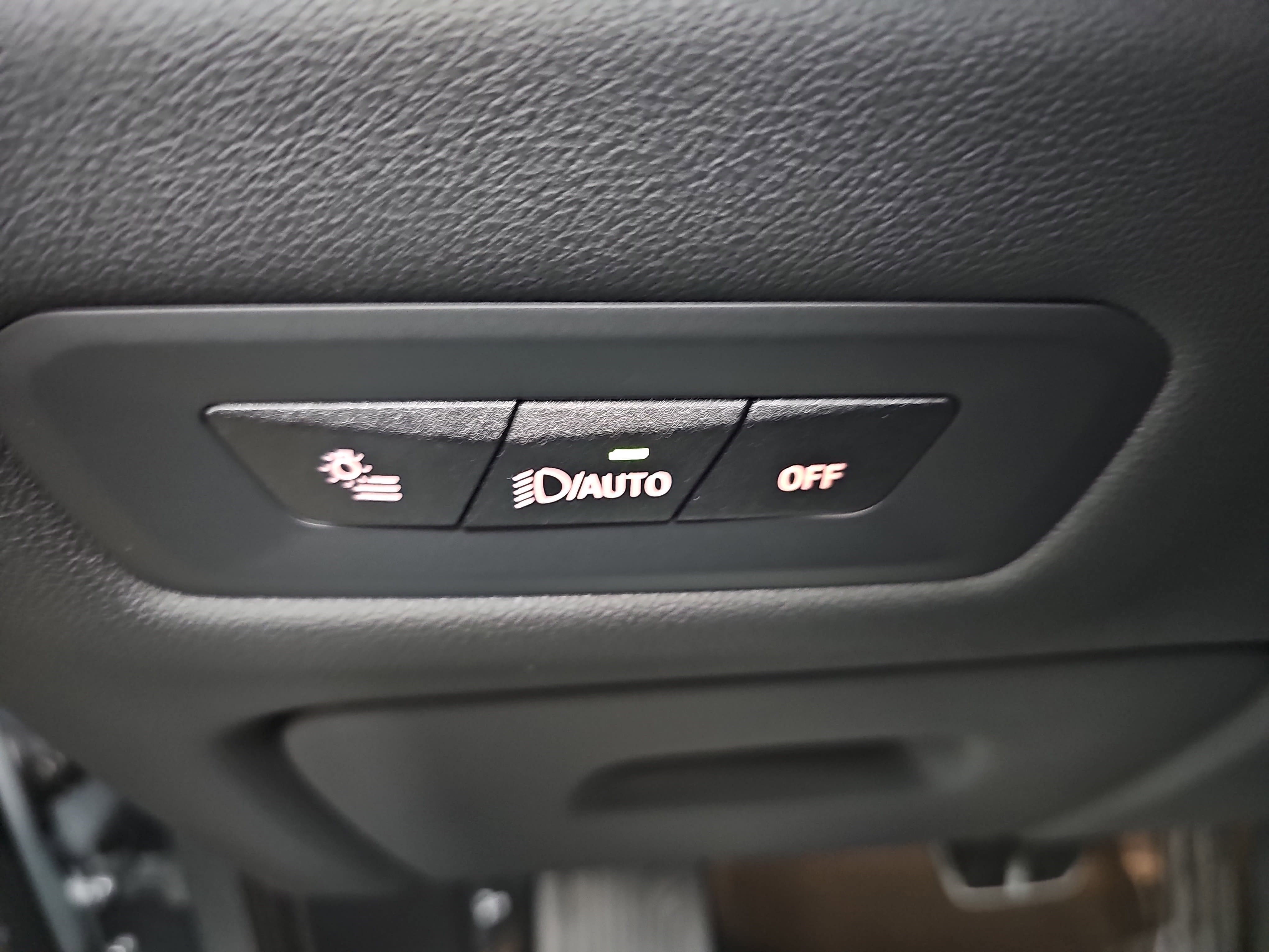 New 2026 BMW X5 xDrive40i w/ M Sport Package image 28