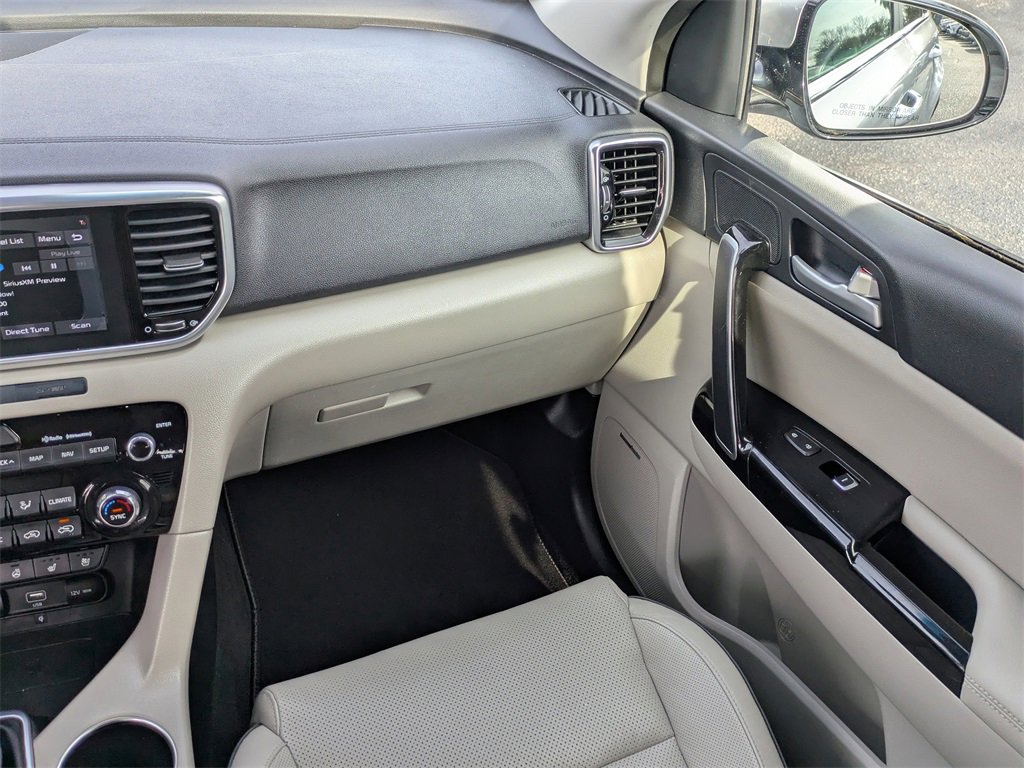 Used 2020 Kia Sportage EX w/ Option Group 15 image 17