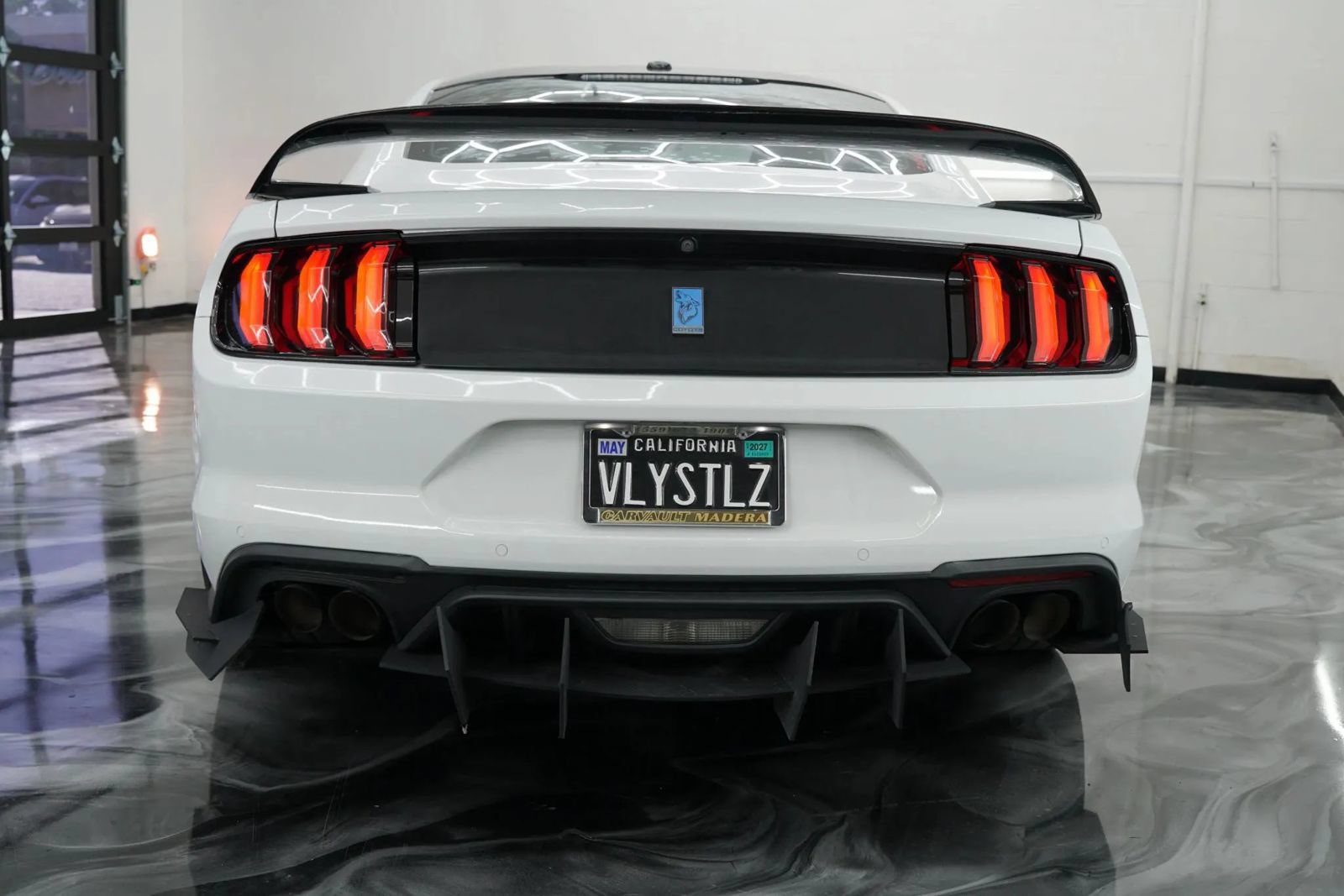 Used 2019 Ford Mustang GT Premium w/ Equipment Group 401A RWD image 29