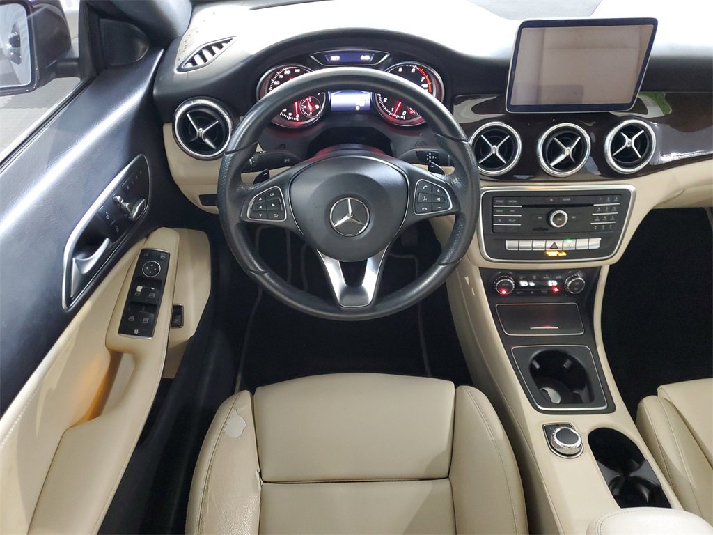 Used 2018 Mercedes-Benz CLA 250 image 11