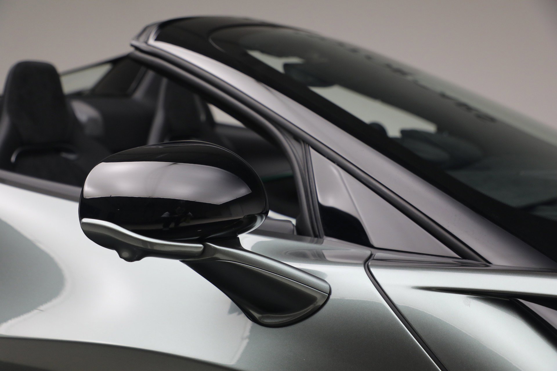 New 2026 McLaren Artura Spider image 37