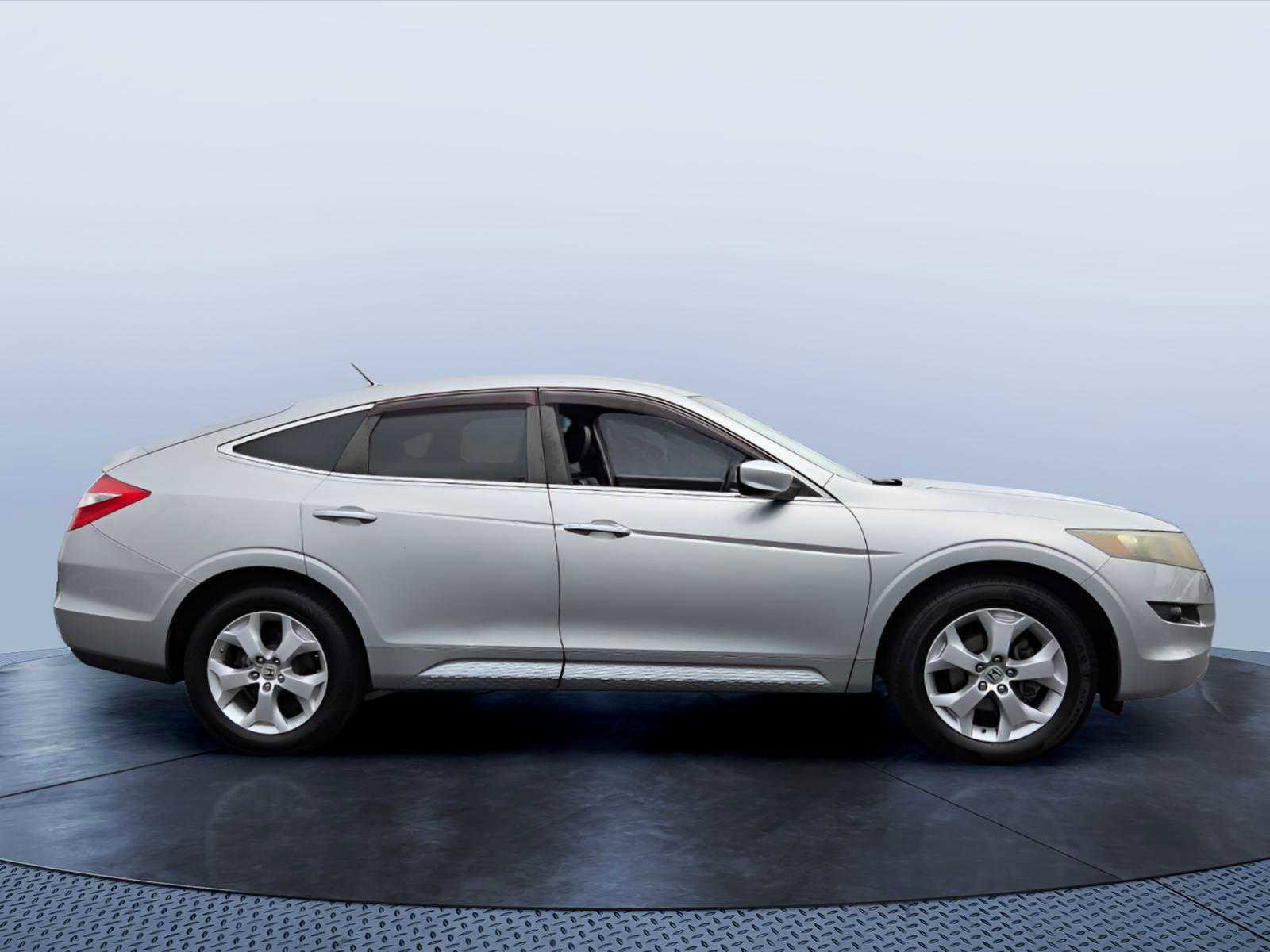 Used 2010 Honda Crosstour EX-L image 2