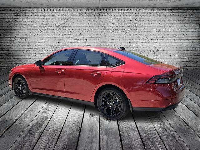 Certified 2025 Honda Accord SE image 3