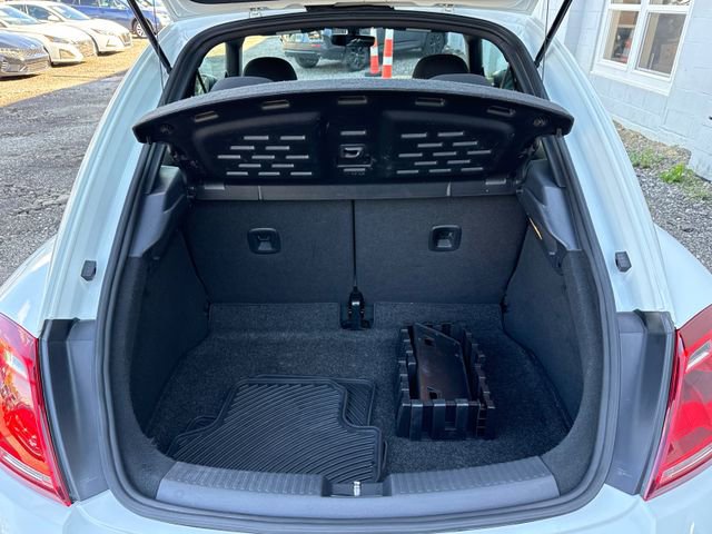 Used 2017 Volkswagen Beetle 1.8T S FWD image 14