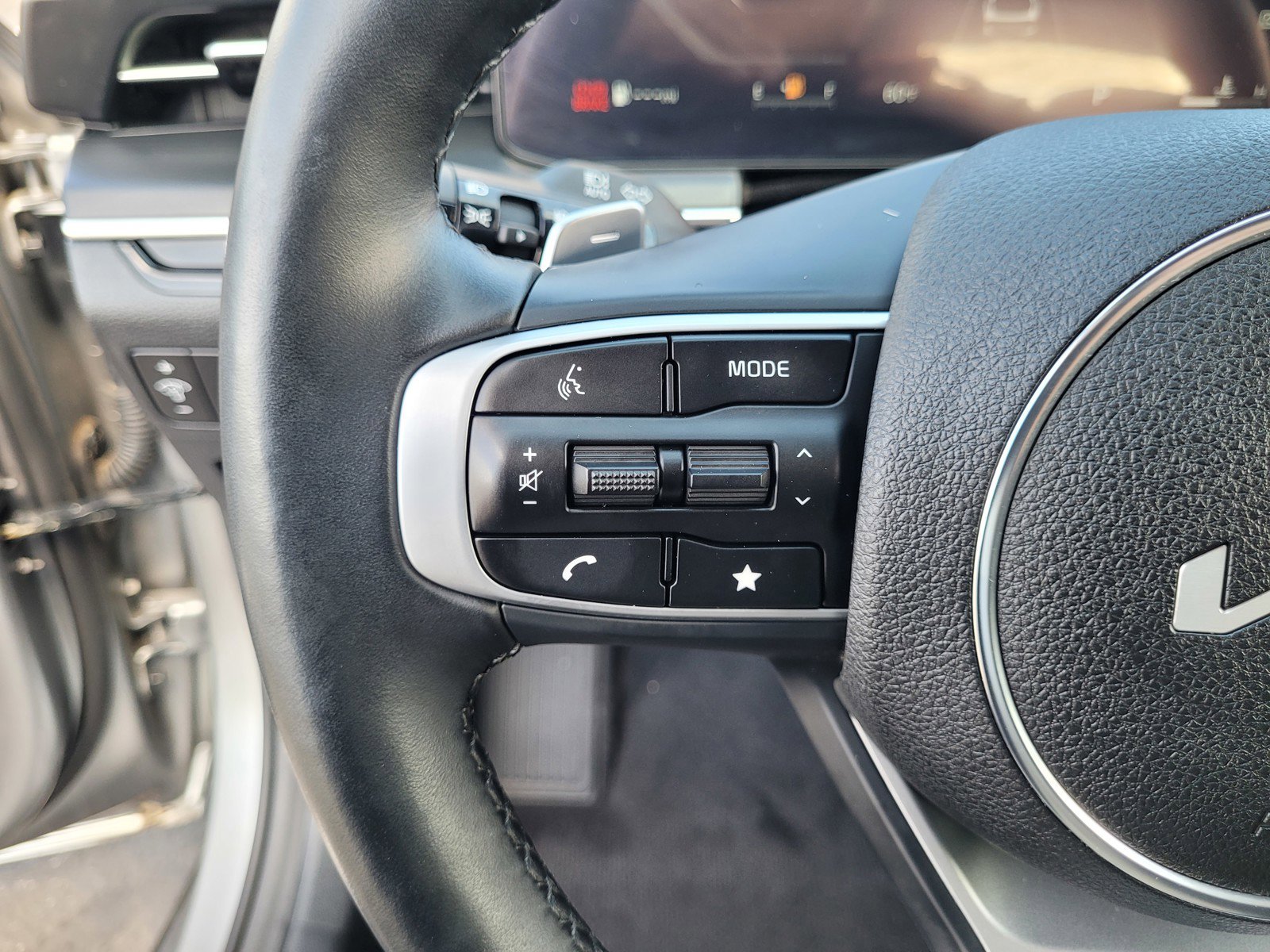 Used 2025 Kia K5 GT w/ GT1 Package FWD image 21