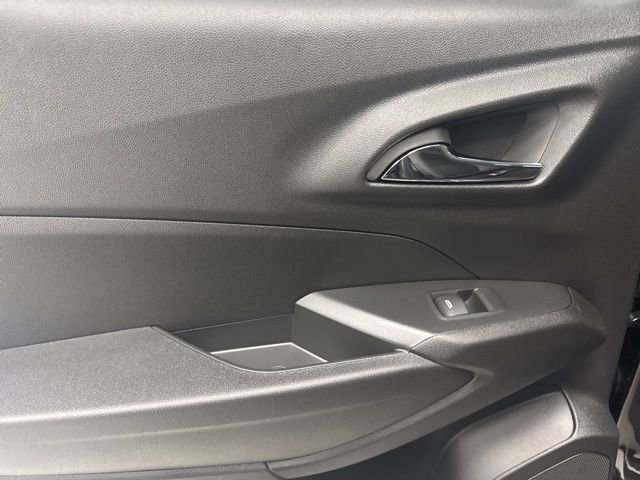 New 2026 Chevrolet Trax ACTIV w/ Sunroof Package image 25