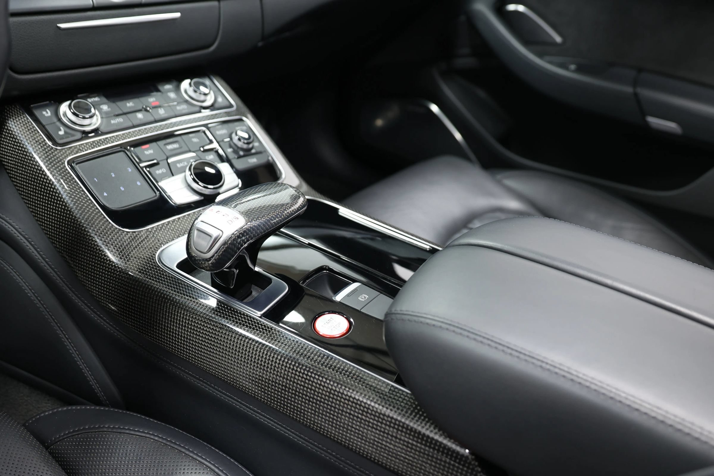 Used 2016 Audi S8 Plus AWD/4WD image 48