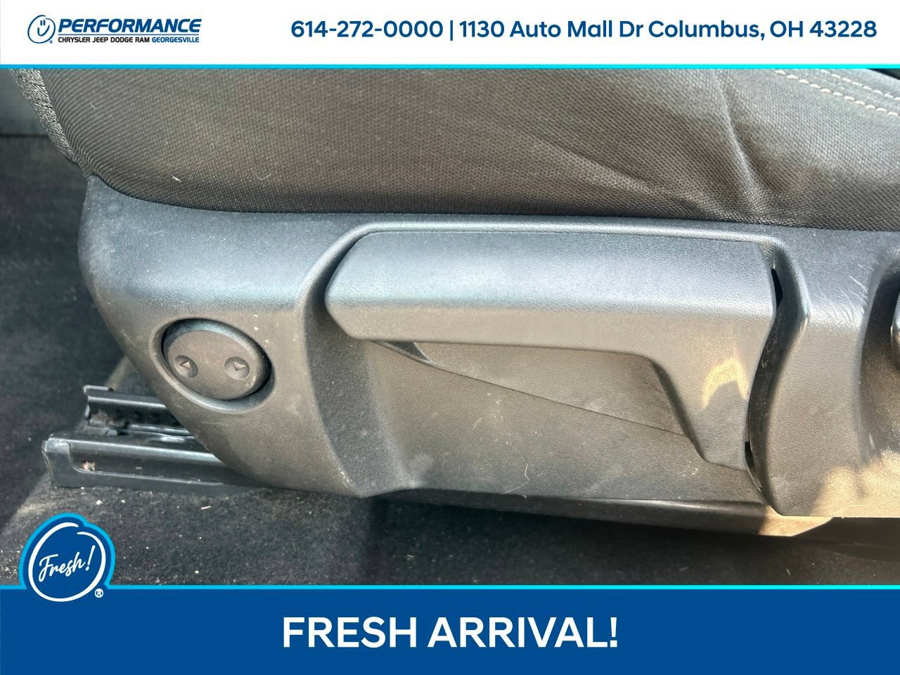 Used 2022 Nissan Rogue S FWD image 18