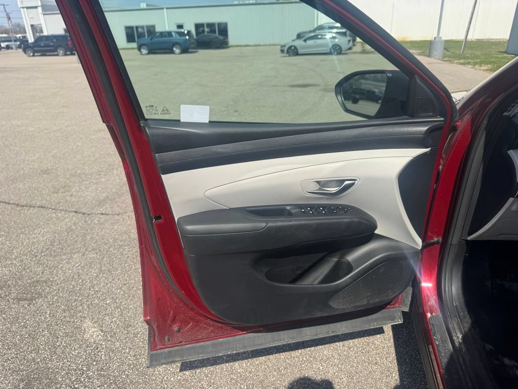 Used 2025 Hyundai Tucson SEL AWD/4WD image 12