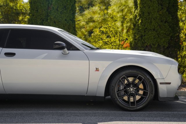 Used 2021 Dodge Challenger R/T Scat Pack RWD image 11
