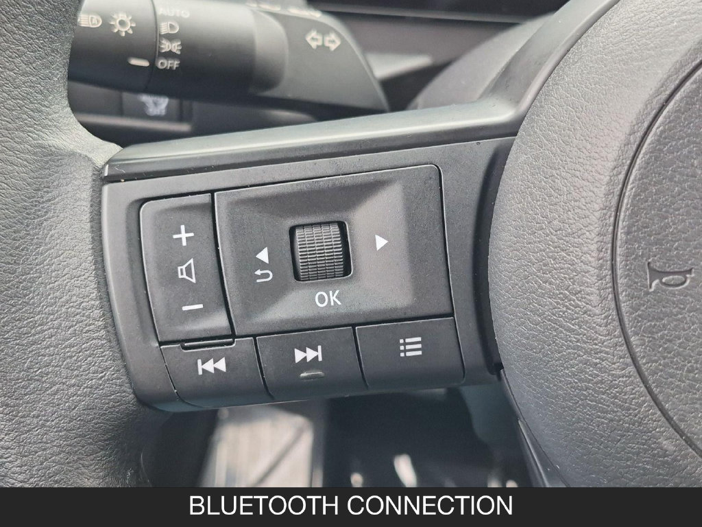 Certified 2026 Nissan Kicks SV FWD image 17