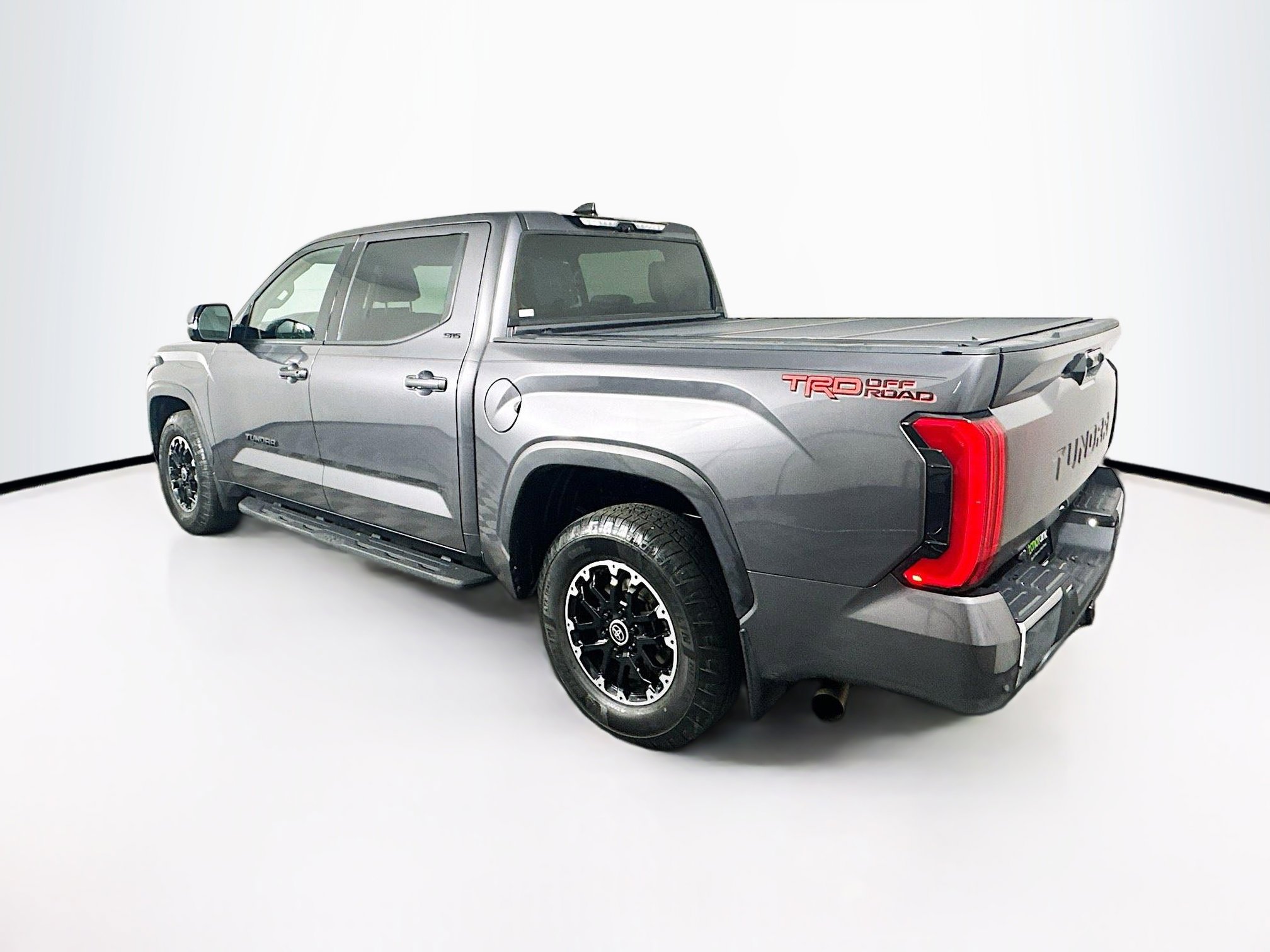 Used 2022 Toyota Tundra SR5 image 5