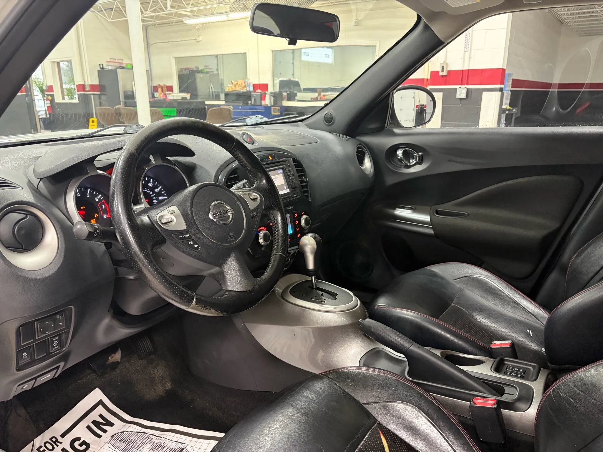 Used 2011 Nissan Juke SL AWD/4WD image 20