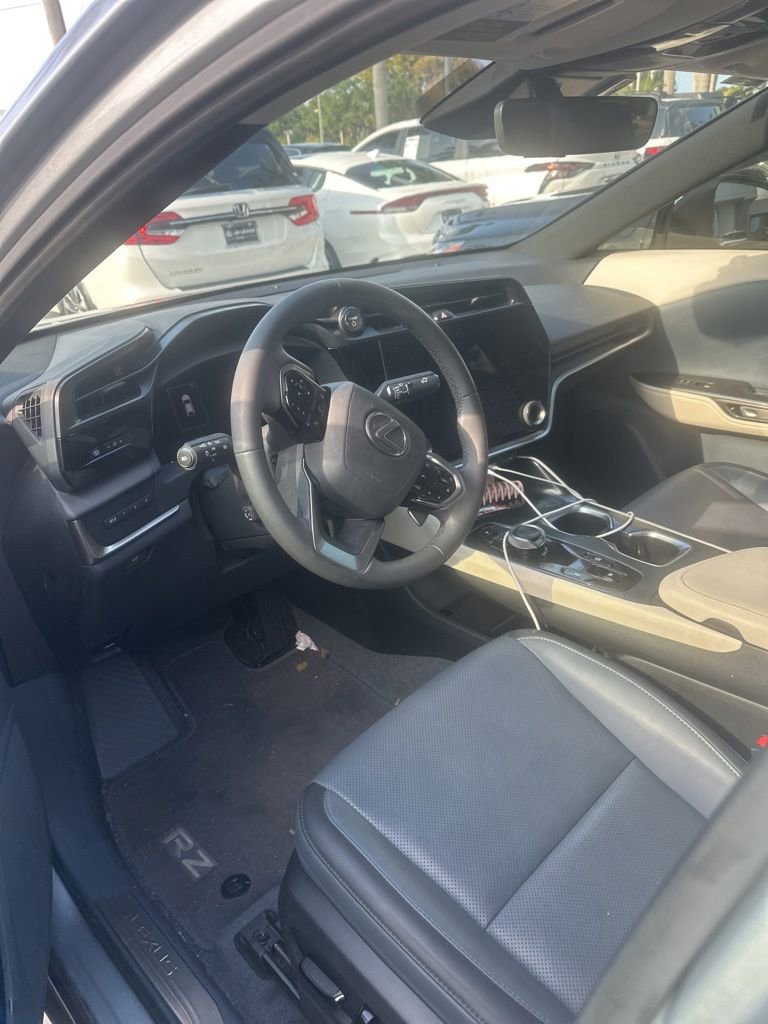 Certified 2024 Lexus RZ 300e Premium w/ Accessory Package (Z1) FWD image 3
