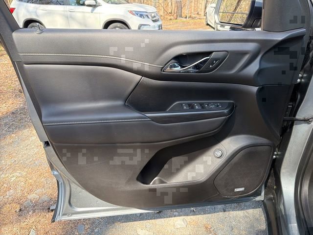 Used 2023 GMC Acadia SLT AWD/4WD image 17