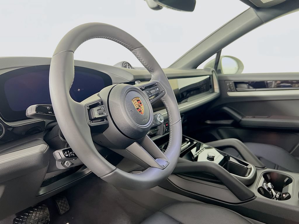 New 2026 Porsche Cayenne Coupe AWD/4WD image 4