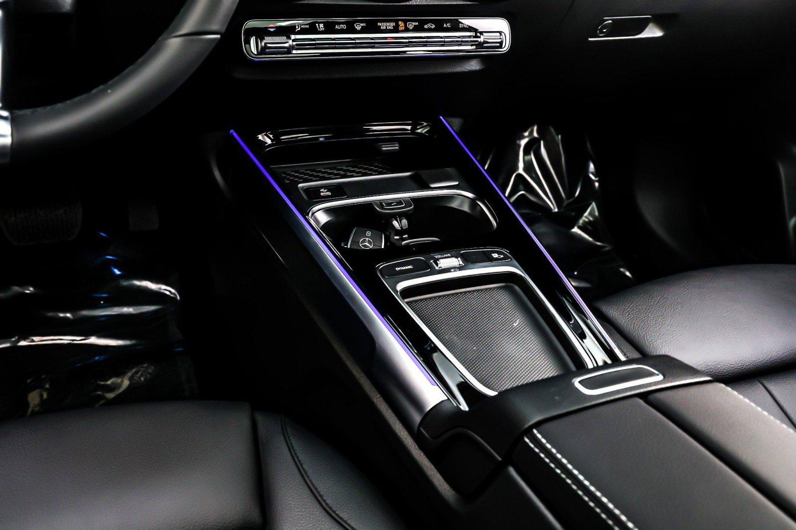 New 2026 Mercedes-Benz GLB 250 image 6