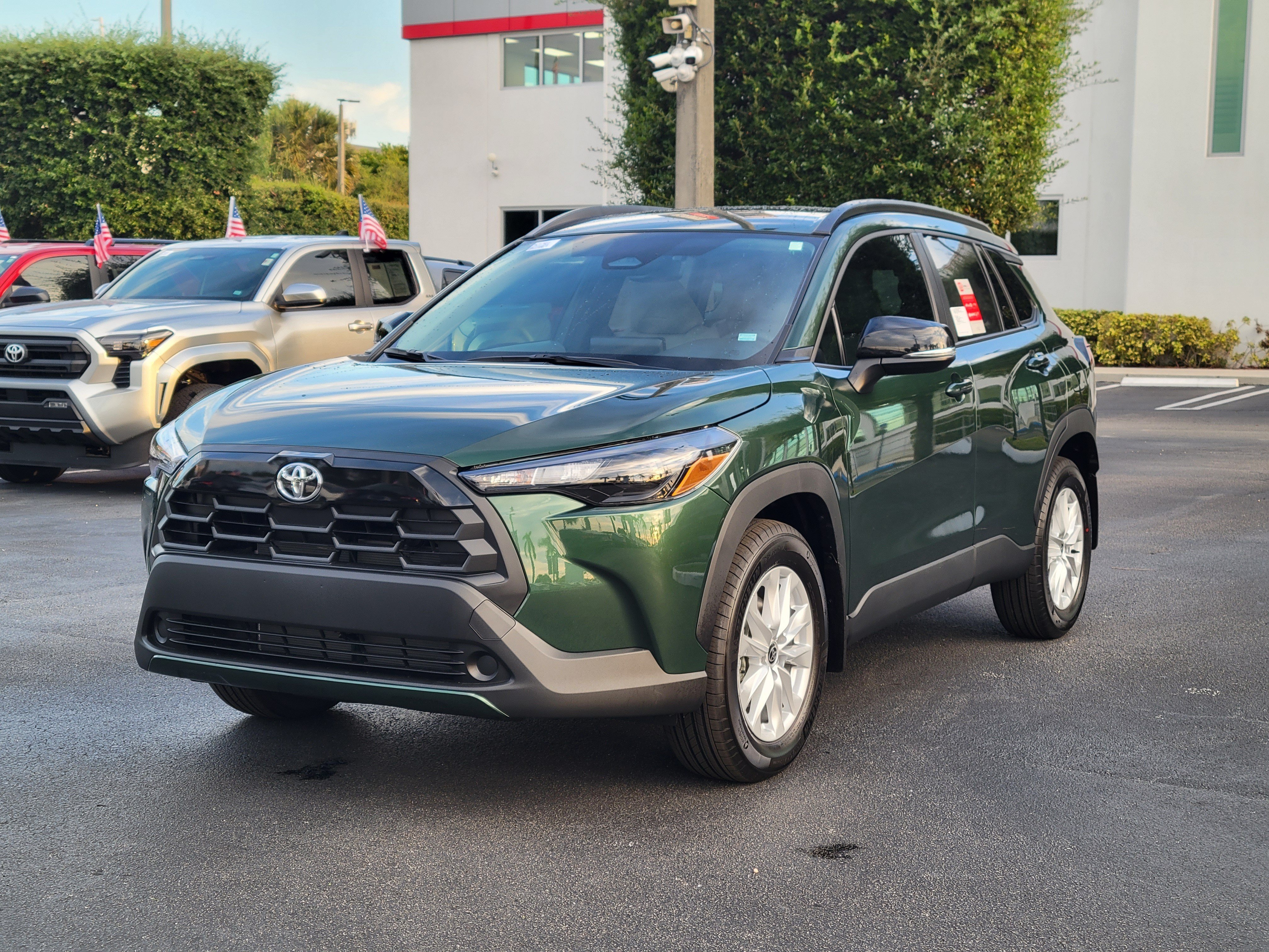 New 2026 Toyota Corolla Cross LE FWD image 5