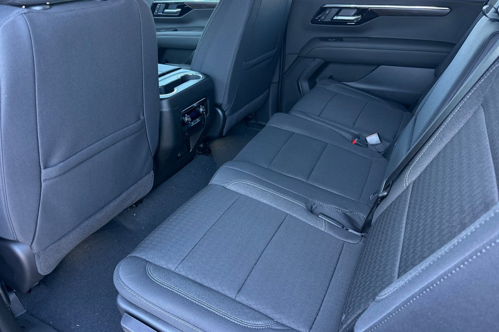 New 2026 Chevrolet Suburban LS w/ LPO, Dark Essentials Package image 12