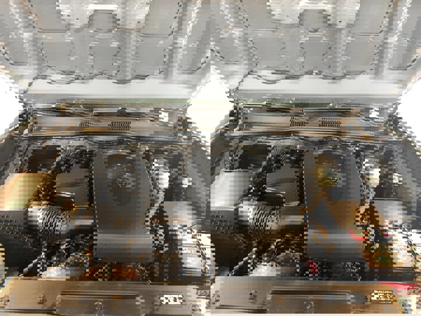 Used 2018 Toyota Tacoma Limited image 20