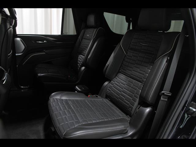 Used 2022 Cadillac Escalade Sport Platinum AWD/4WD image 21