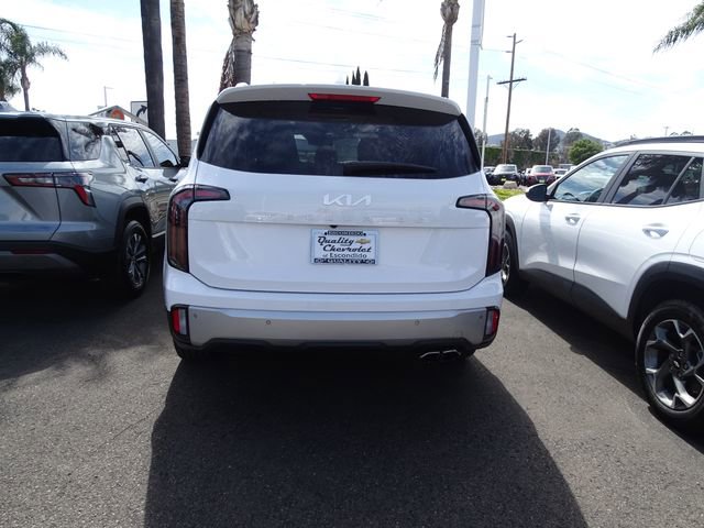Used 2023 Kia Telluride EX FWD image 3