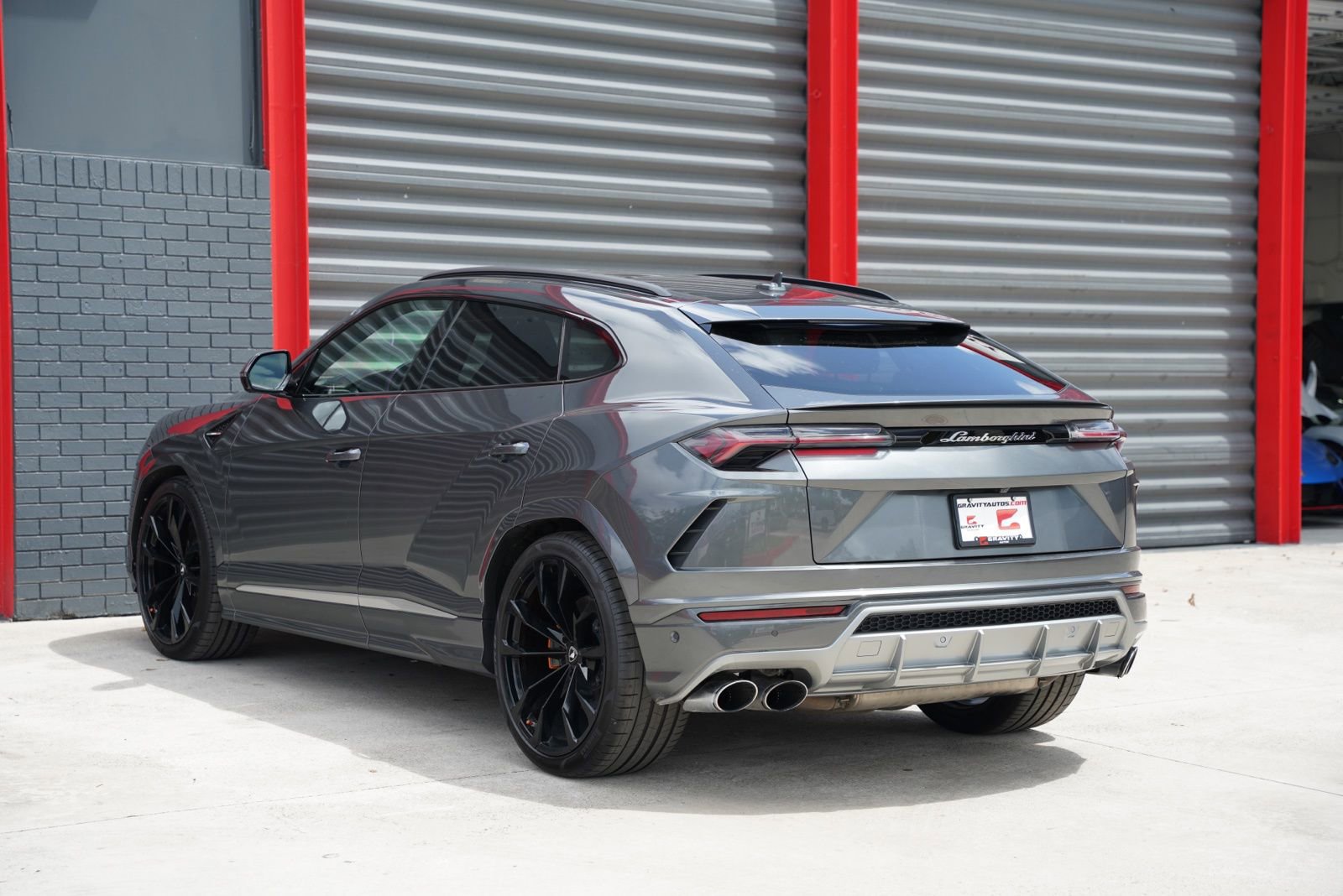 Used 2020 Lamborghini Urus AWD/4WD image 11