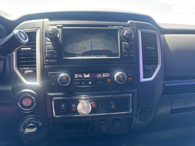 Used 2018 Nissan Titan XD AWD/4WD image 23