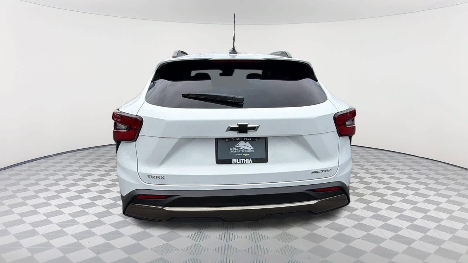 New 2026 Chevrolet Trax ACTIV w/ Sunroof Package FWD image 6