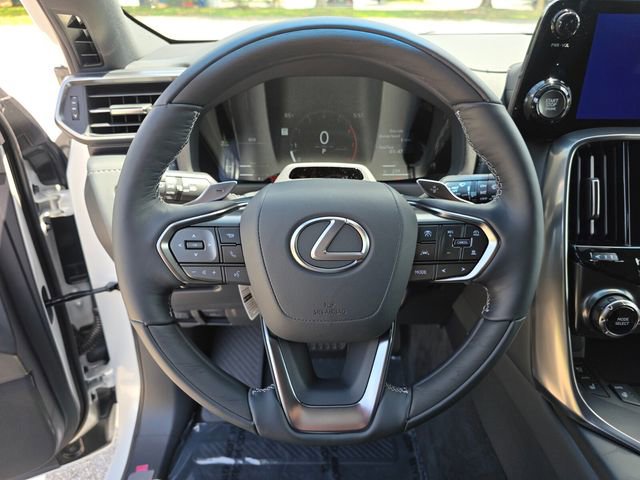 New 2026 Lexus LX 600 4WD w/ Luxury Package image 29