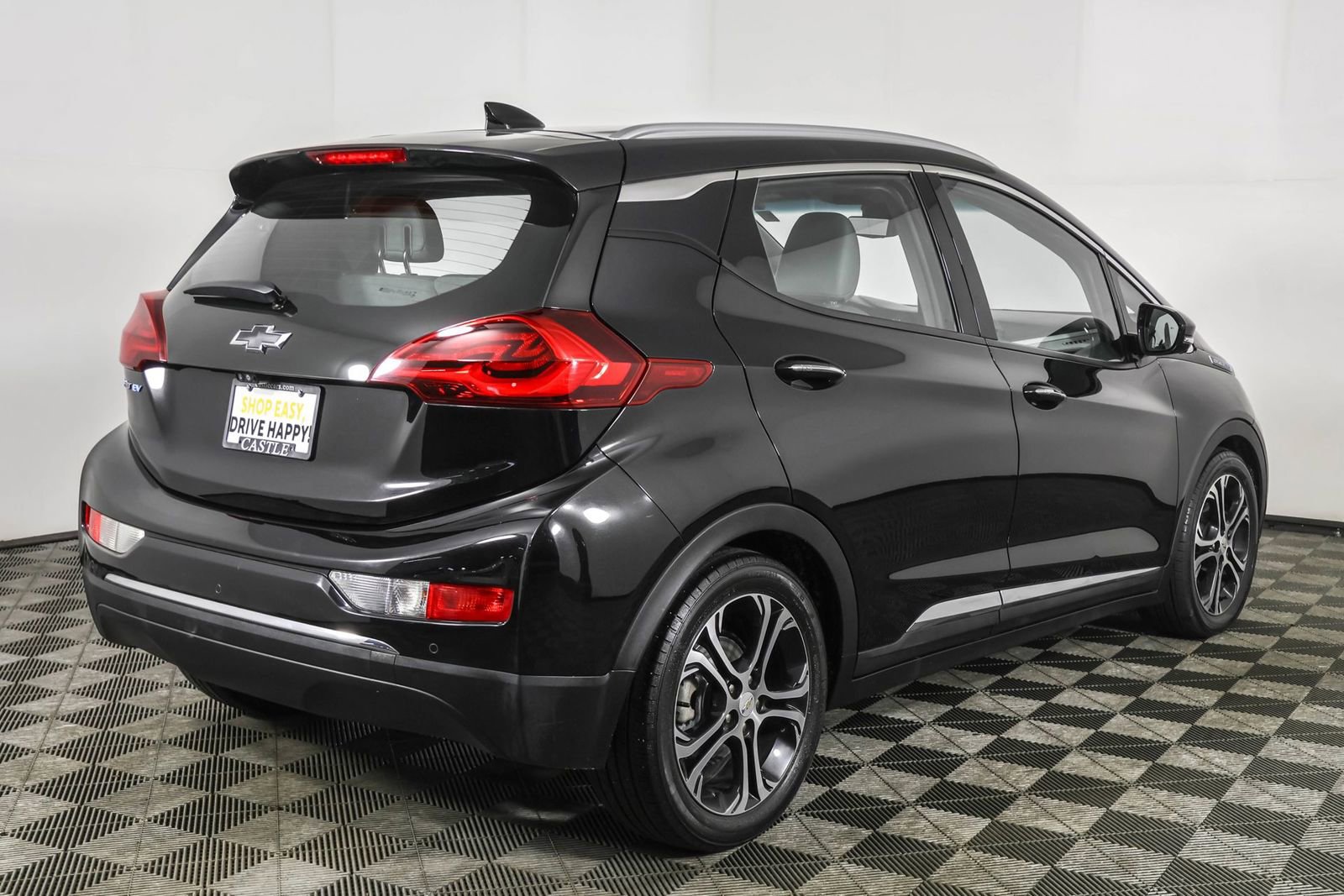 Used 2019 Chevrolet Bolt Premier w/ Infotainment Package image 15