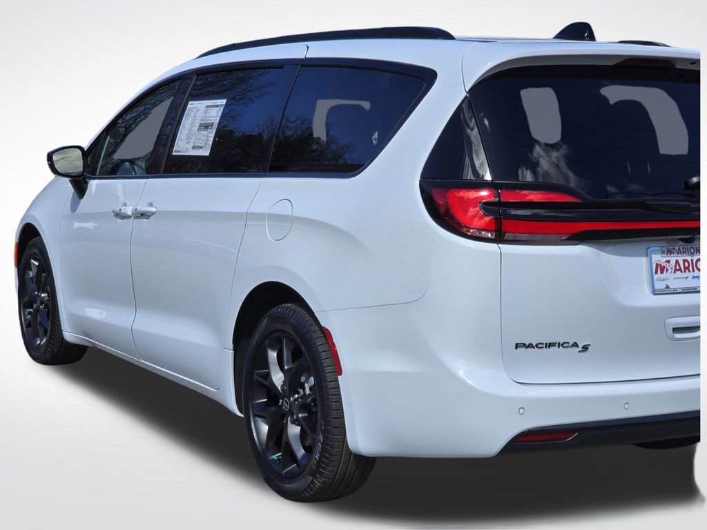 New 2026 Chrysler Pacifica Select image 41