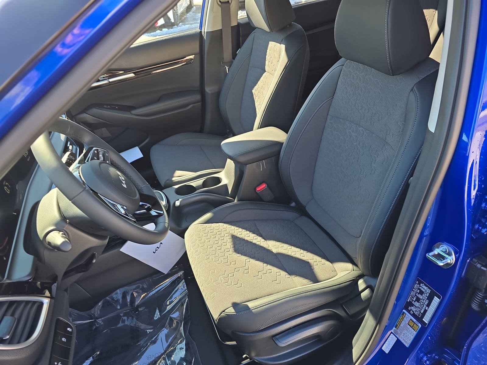 New 2026 Kia Seltos S FWD image 17