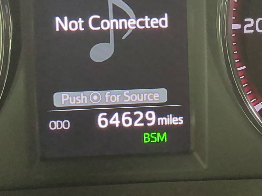 Used 2016 Toyota RAV4 SE FWD image 38