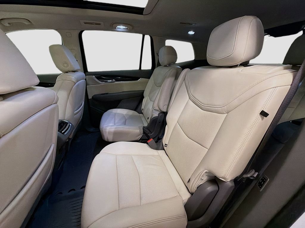 Used 2020 Cadillac XT6 Premium Luxury FWD image 29