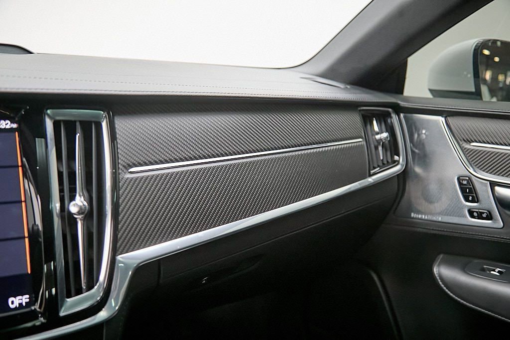 Used 2021 Polestar Polestar 1 image 31