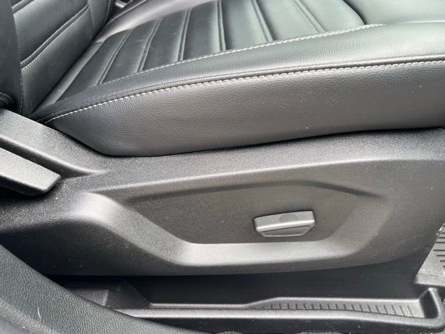 Used 2023 Ford Edge SEL w/ Convenience Package image 12