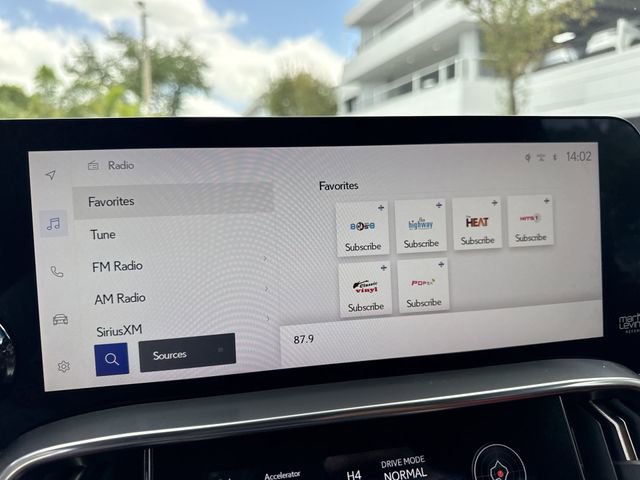 Used 2023 Lexus LX 600 F Sport w/ Accessory Package (Z1) image 16