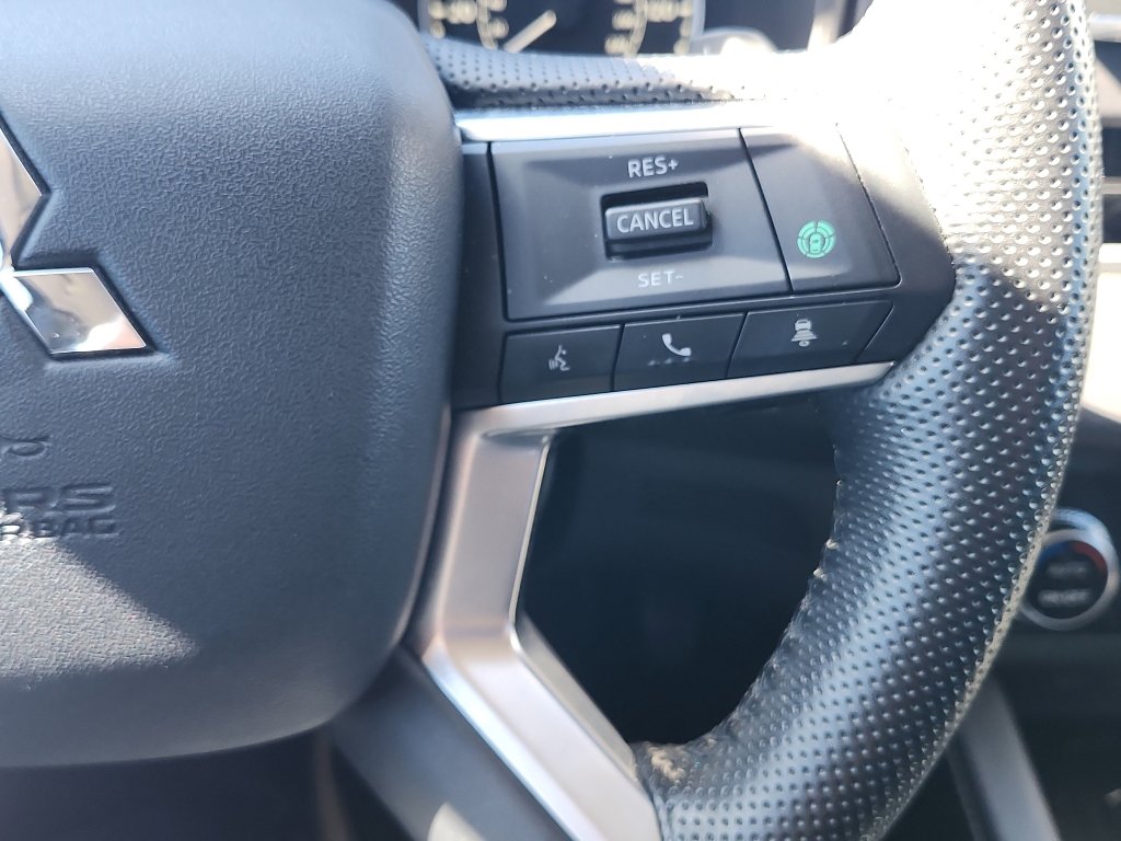 Used 2022 Mitsubishi Outlander SEL Black Edition image 24