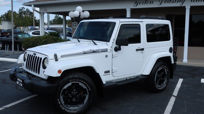 Used 2014 Jeep Wrangler Sahara AWD/4WD image 10